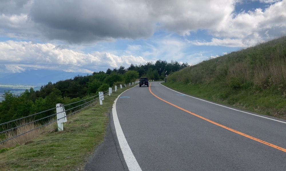 雲の表情とともに変化するヴィーナスラインの風景